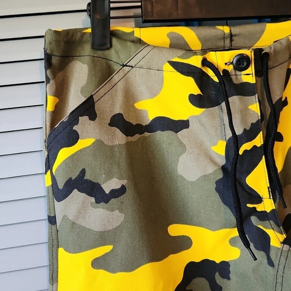 Rothco Unisex Camo Cargo Pants - Picture 6 of 10